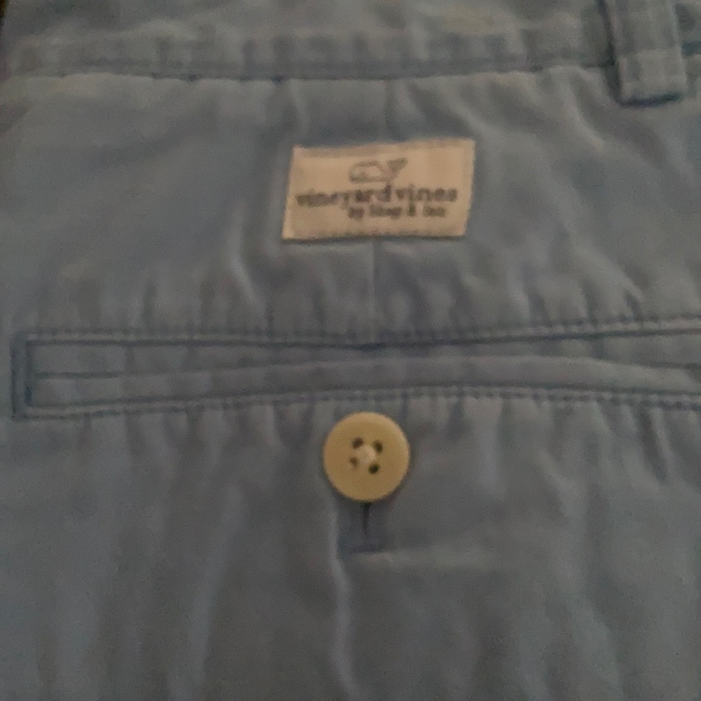 Men’s vineyard vines shorts great condition
